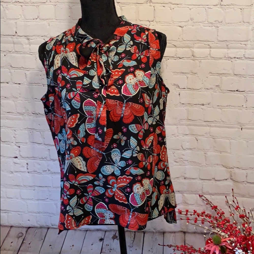 Women’s shirt